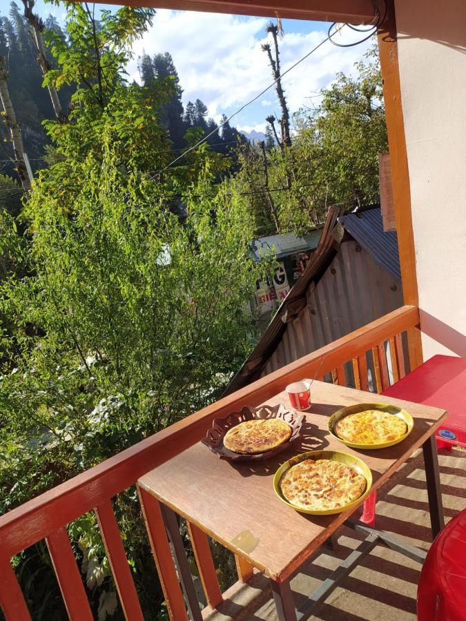 Mir guest house Pahalgām Extérieur photo