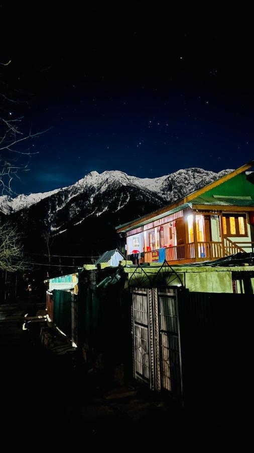 Mir guest house Pahalgām Extérieur photo